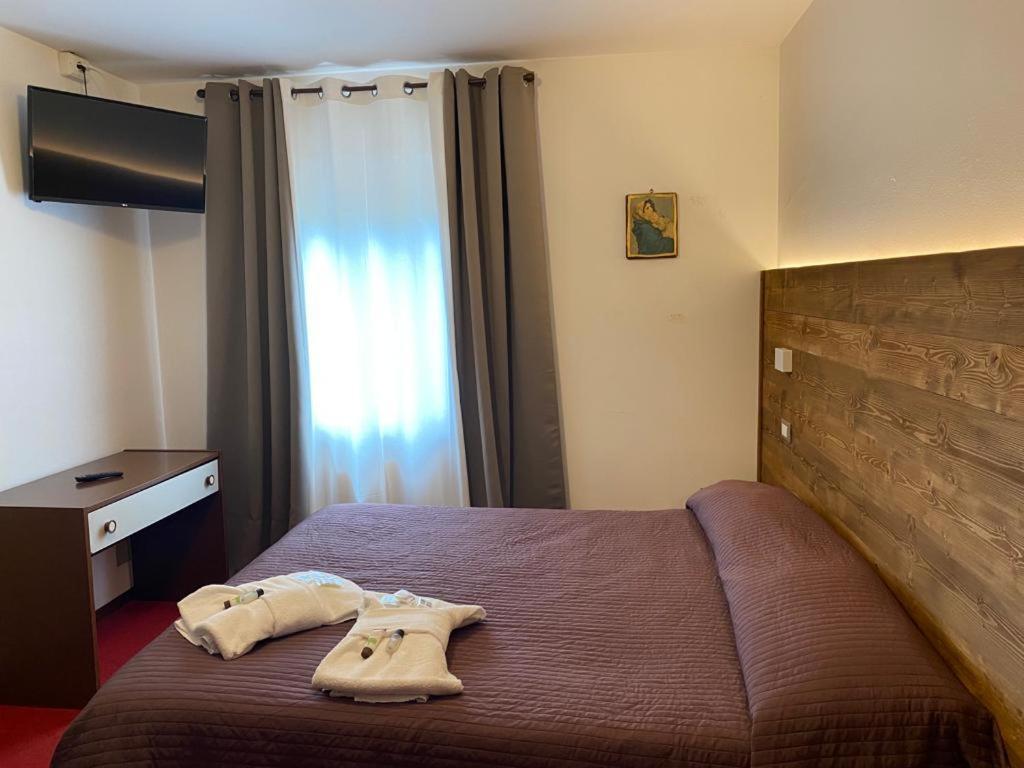 Albergo Quai Monno Esterno foto