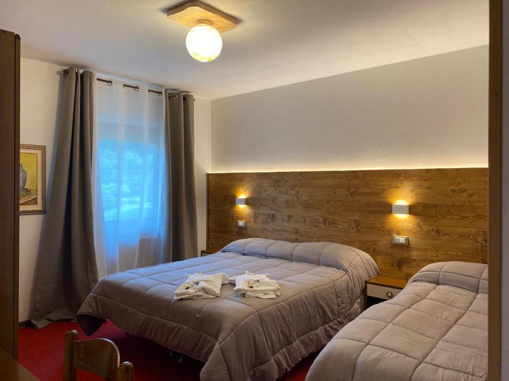Albergo Quai Monno Esterno foto